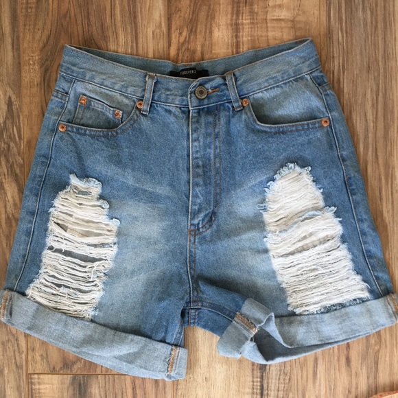 Distressed denim shorts - Picture 1 of 8